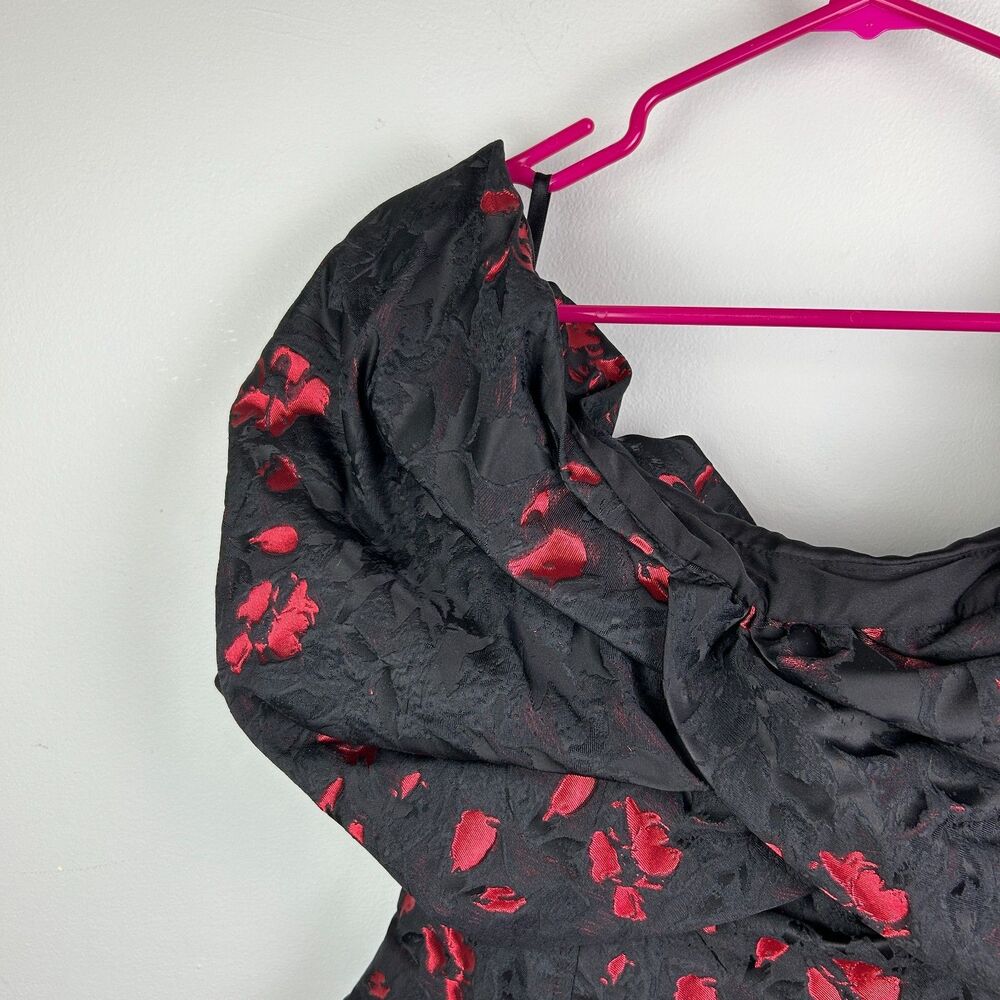 White House Black Market WHBM Floral Jacquard Bustier Black Red off Shoulder 14 - Picture 6 of 16